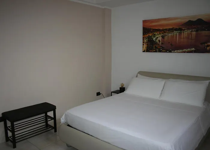 فندق مبيت وإفطار Napule نابولي