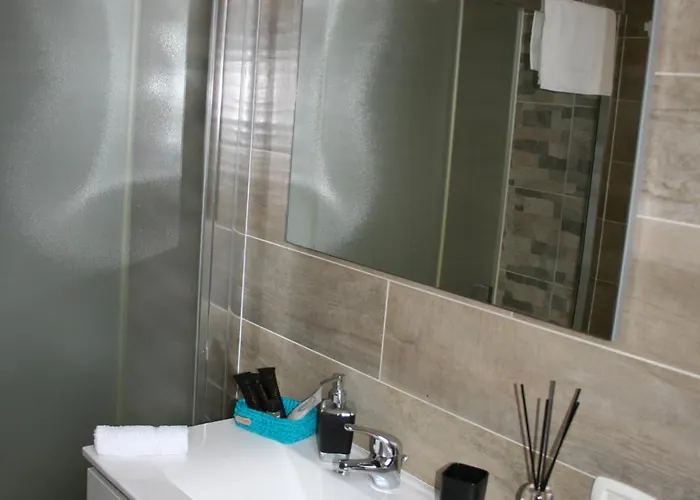 فندق مبيت وإفطار Napule نابولي